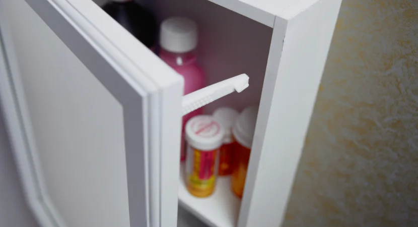 ที่ตรวจสารเสพติด