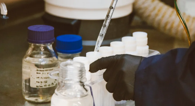 อ่านผลชุดตรวจสารเสพติด “จางๆ” คืออะไร? (สรุปแบบเข้าใจง่าย) 2 ผลตรวจจาง