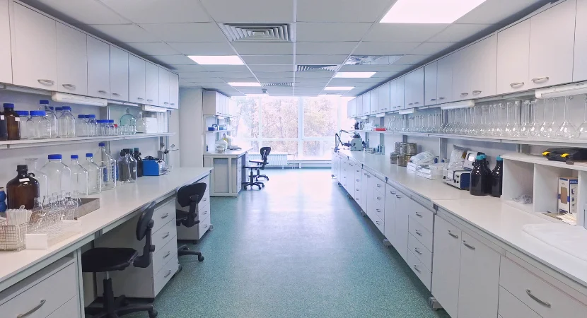 ชุดตรวจสารเสพติด ตรวจอะไรได้บ้าง? สรุปชนิดสารที่พบบ่อยในไทย 2 ชุดตรวจสารเสพติด