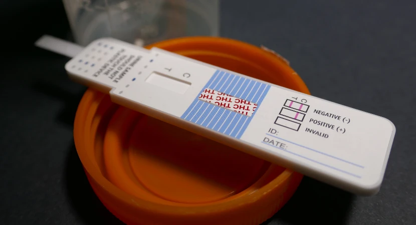 ชุดตรวจสารเสพติด