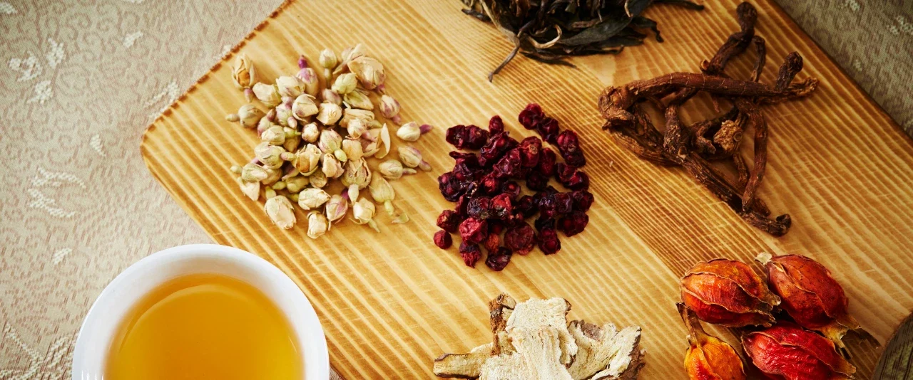 ยาน้ำสมุนไพรแก้ไอ